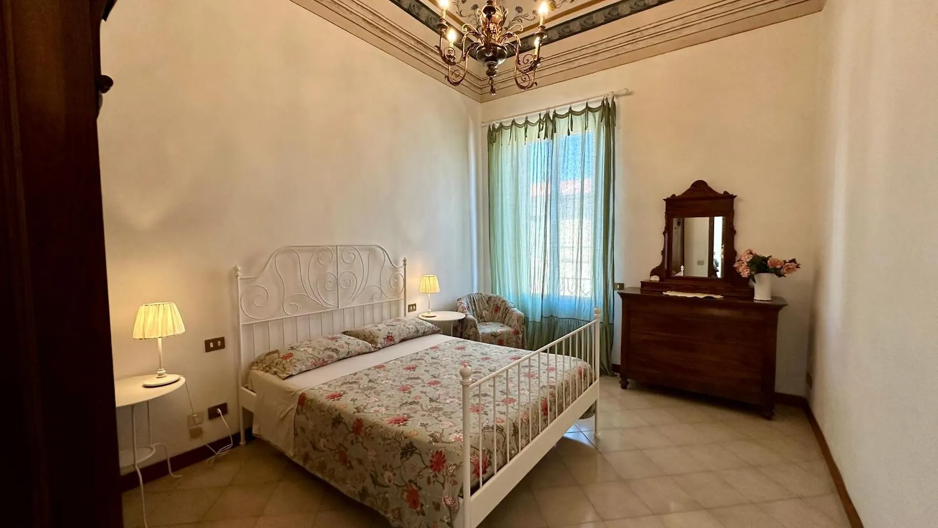 Villa Villetta Stile Liberty A Marina di Pisa